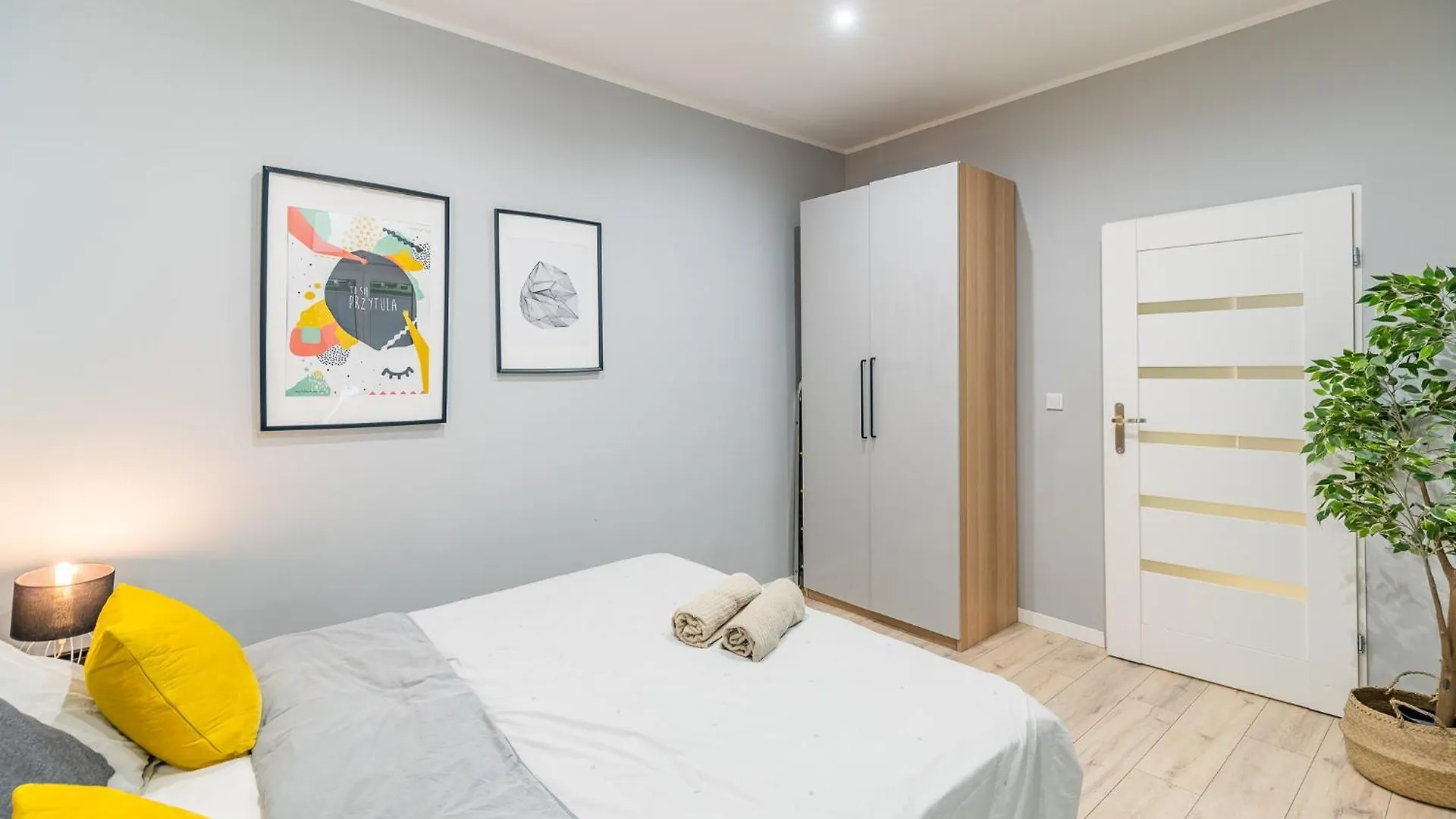 Starowislna Apartment - Balcony, Top Location - By Rentujemy Krakow