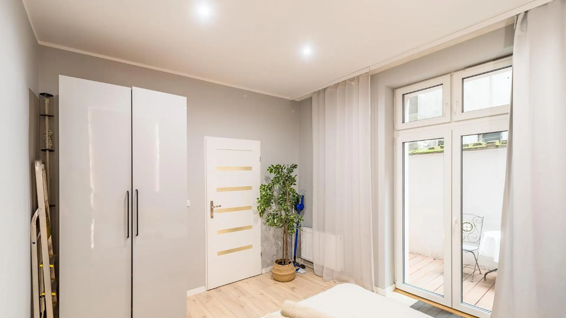 Starowislna Apartment - Balcony, Top Location - By Rentujemy Krakow